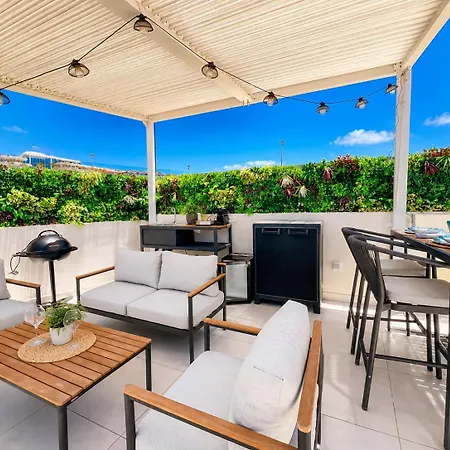 Ocean View Apartment *